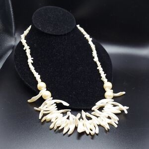 MOP Necklace with Beads, Chips & Brances, GC, Vtg, 10.5".